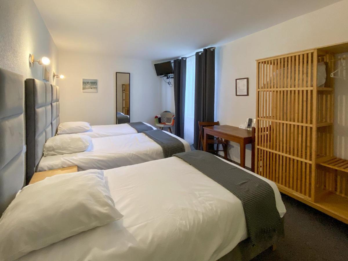 Hotel Les Tilleuls De Pareloup A Salles-Curan エクステリア 写真